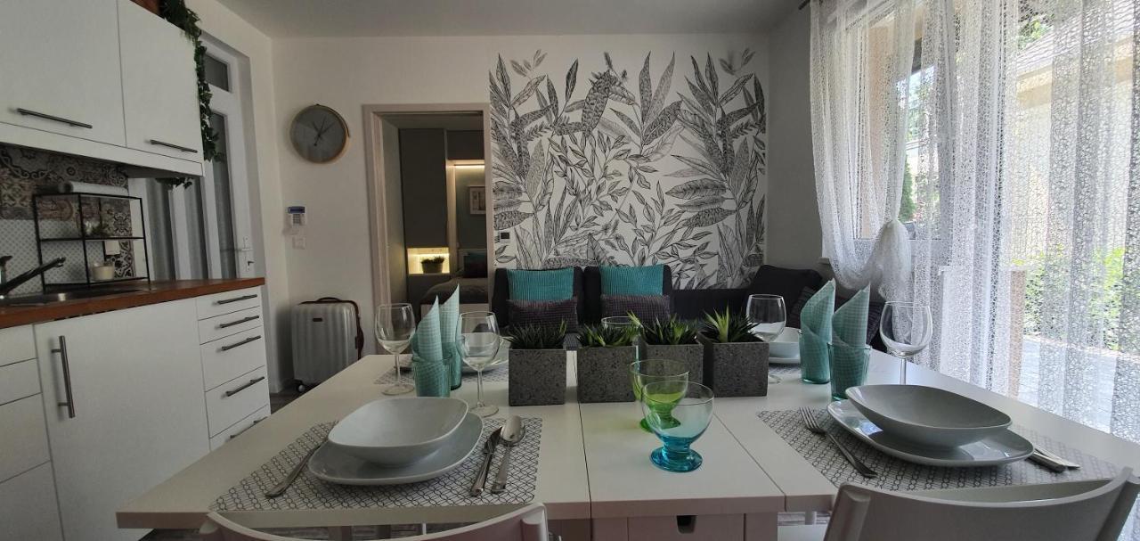 Mandara Wellnes Apartmanok Сиофок Екстериор снимка