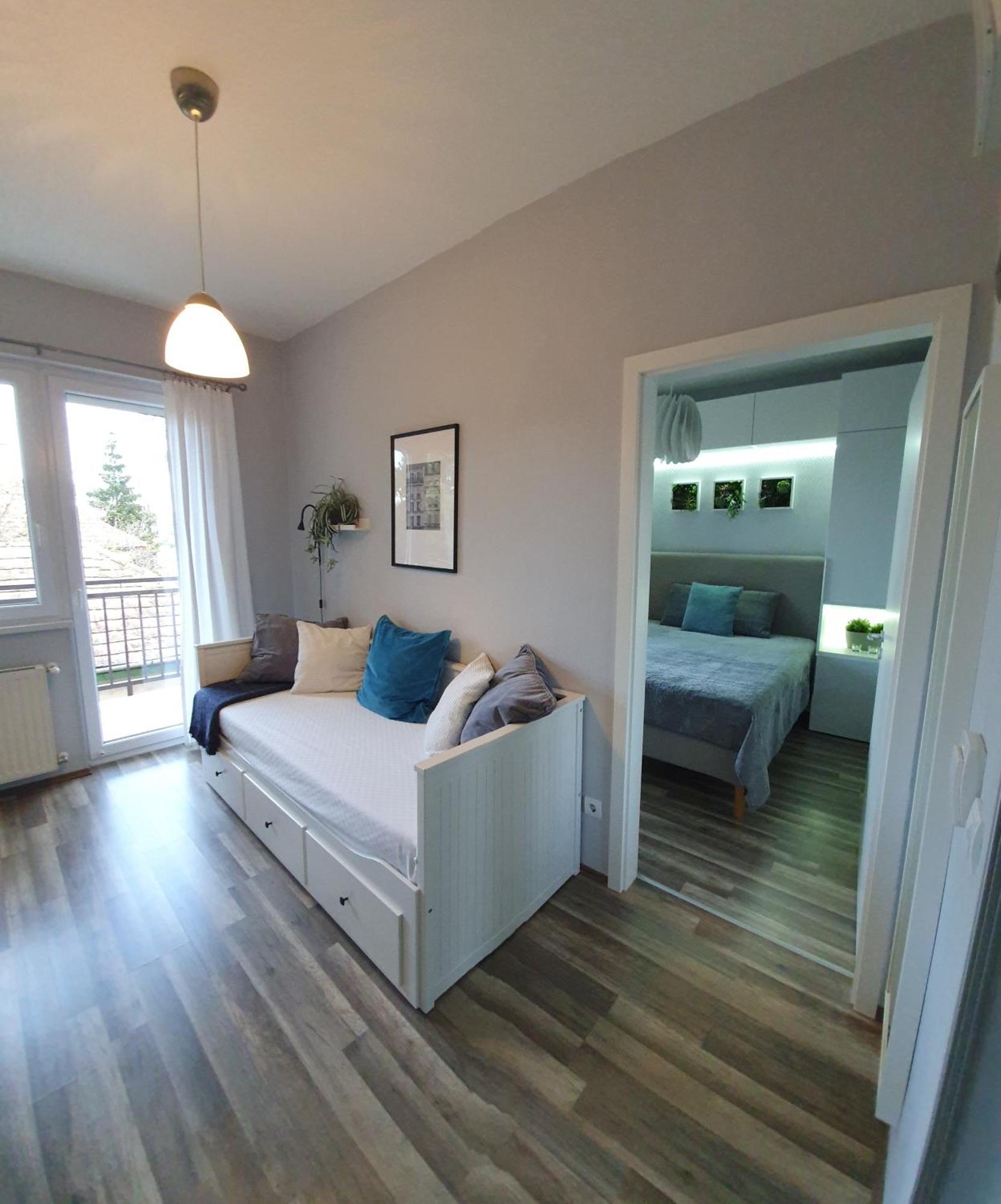 Mandara Wellnes Apartmanok Сиофок Екстериор снимка